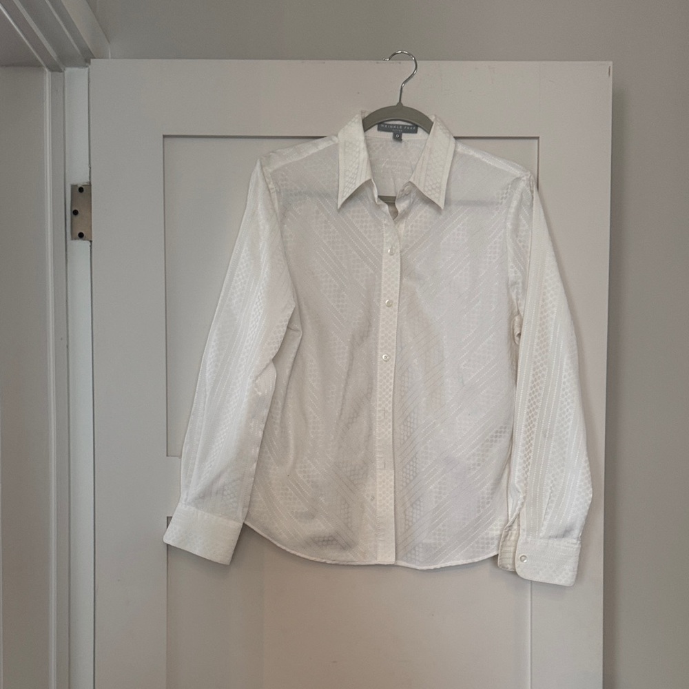 Woman’s White Dress Shirt